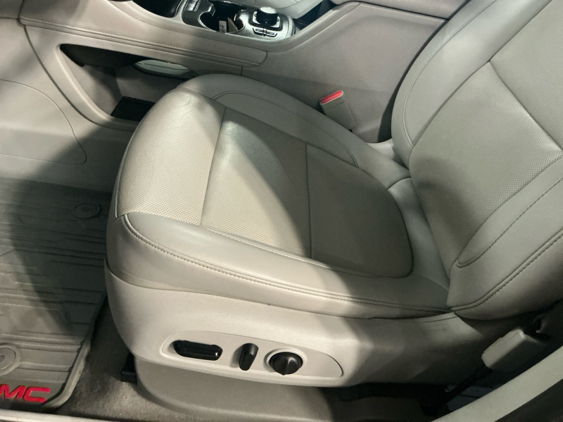 2022 GMC Acadia