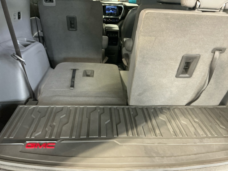 2022 GMC Acadia