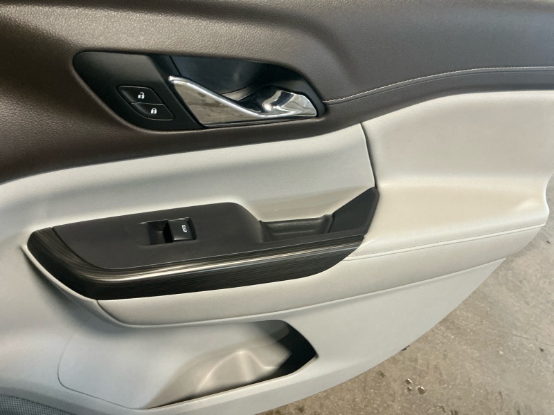 2022 GMC Acadia