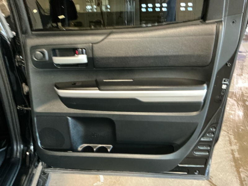 2016 Toyota Tundra 4WD Truck