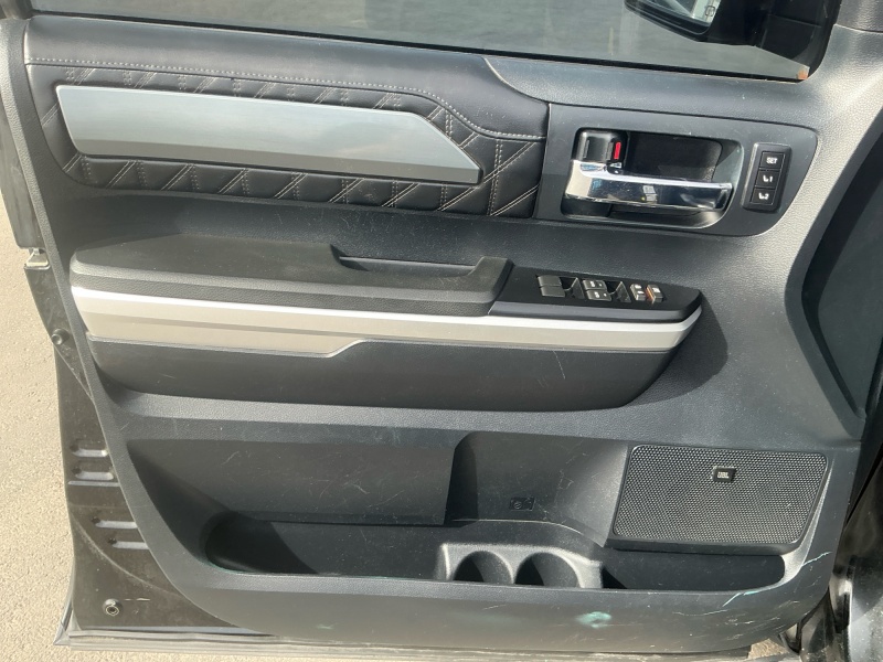 2014 Toyota Tundra 4WD Truck