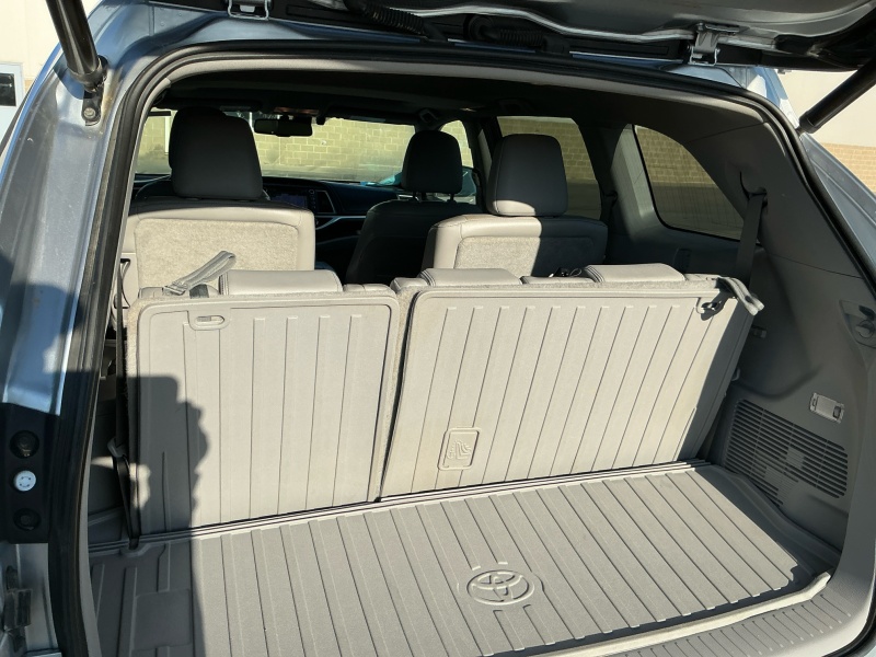 2016 Toyota Highlander