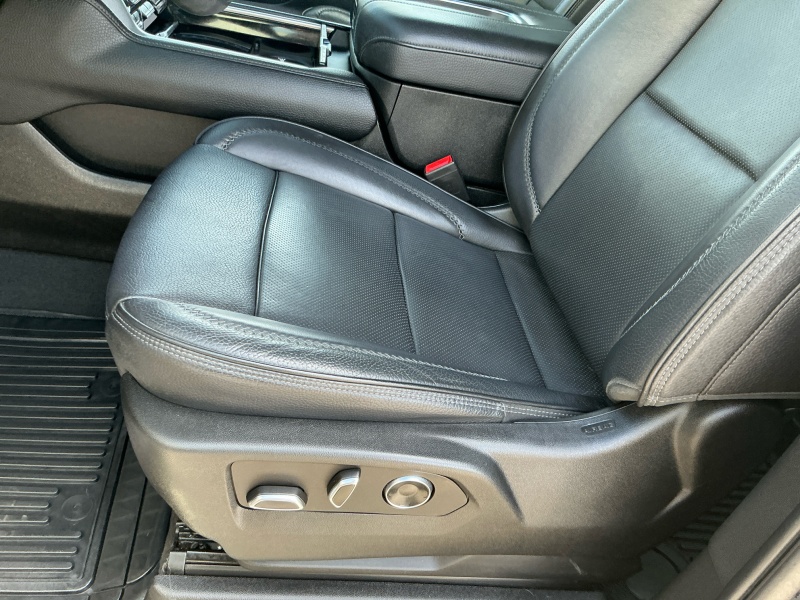 2023 GMC Yukon XL
