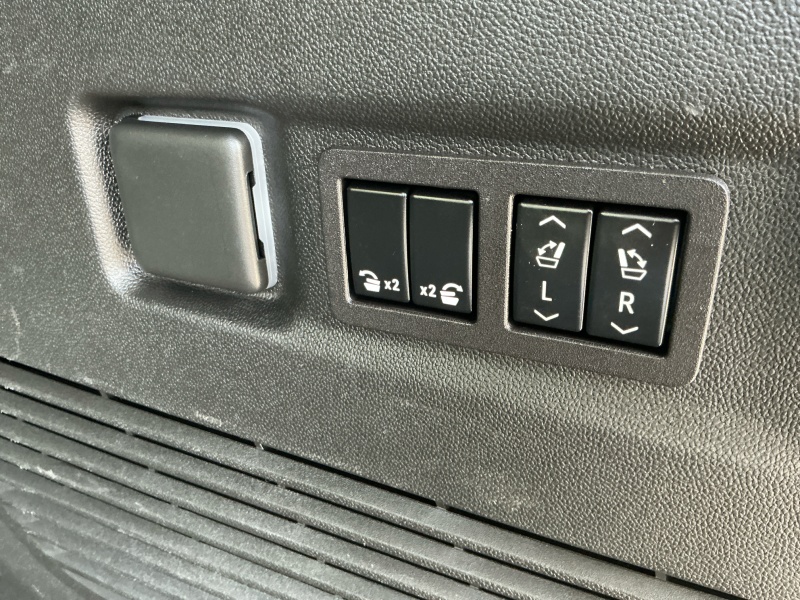 2023 GMC Yukon XL