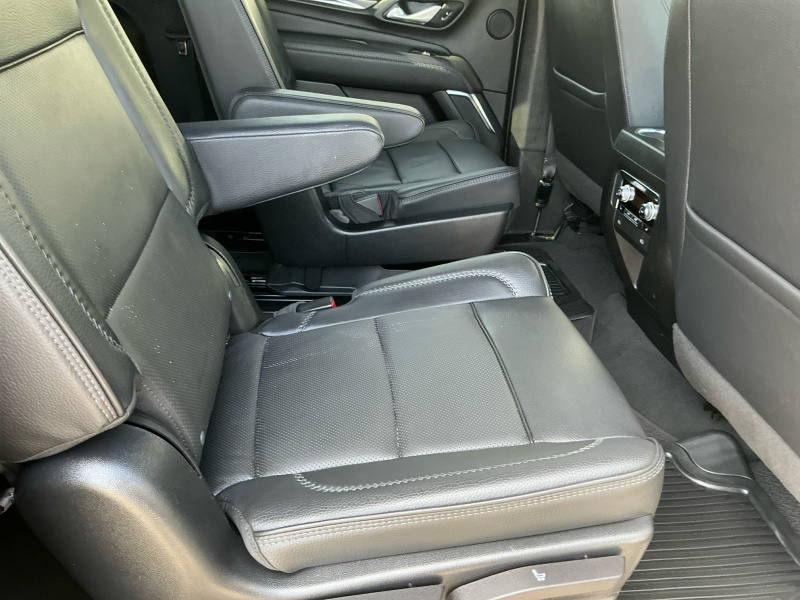 2023 GMC Yukon XL