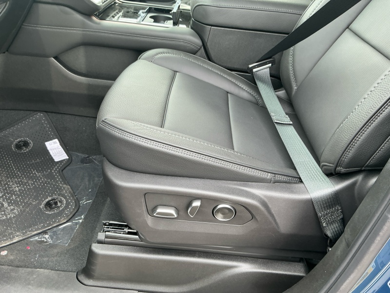 2025 GMC Yukon XL