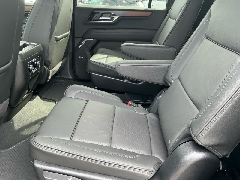 2025 GMC Yukon XL