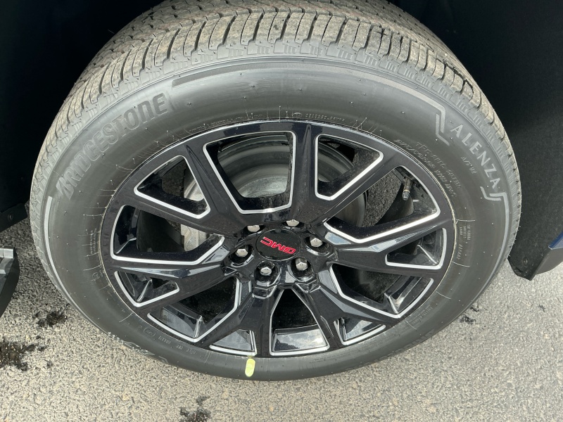 2025 GMC Yukon XL