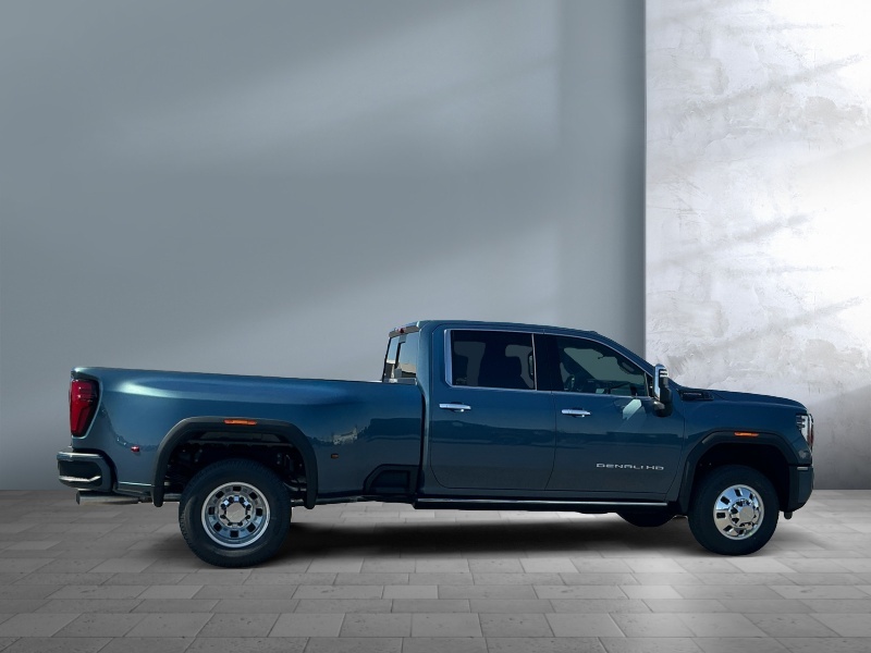 2025 GMC Sierra 3500HD