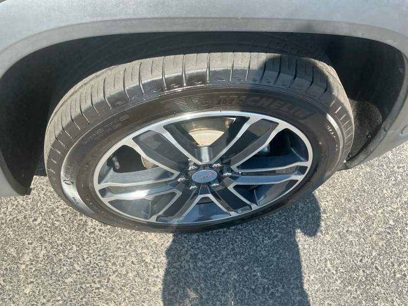 2021 GMC Acadia