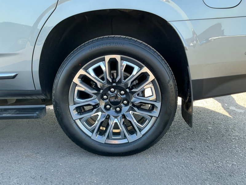 2024 GMC Yukon