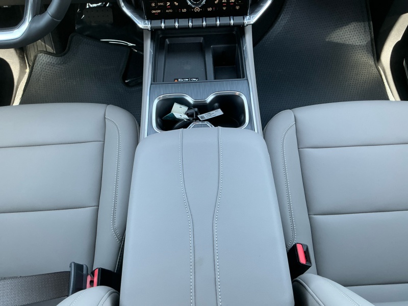 2025 GMC Acadia