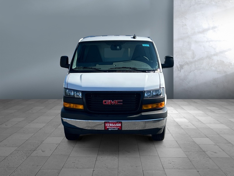 2025 GMC Savana Commercial Cutaway