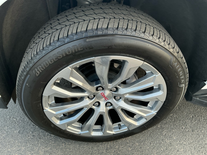 2024 GMC Yukon XL