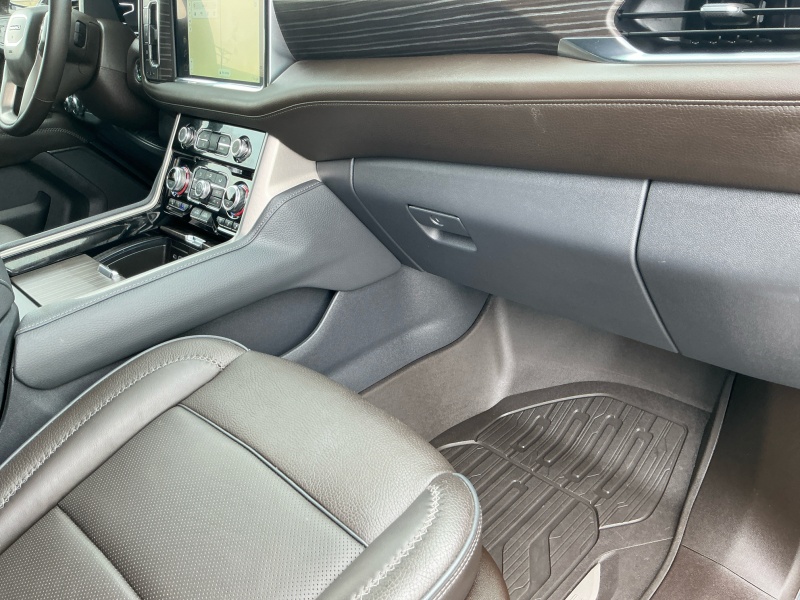 2023 GMC Yukon XL