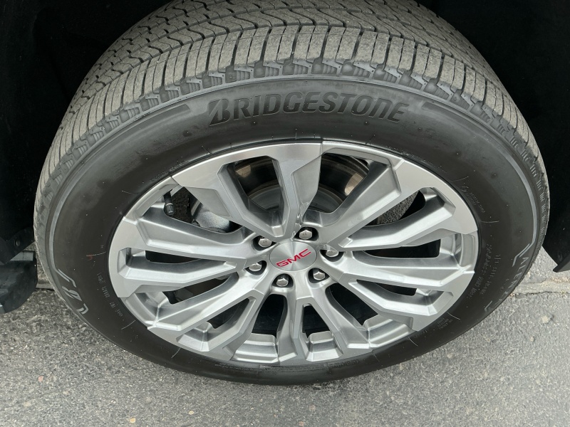 2023 GMC Yukon XL