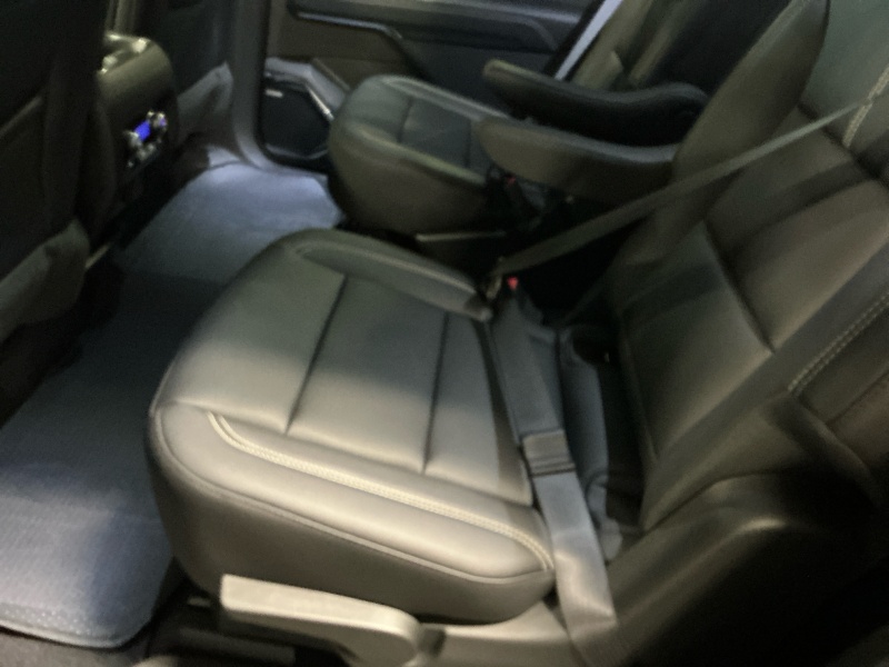 2025 GMC Acadia