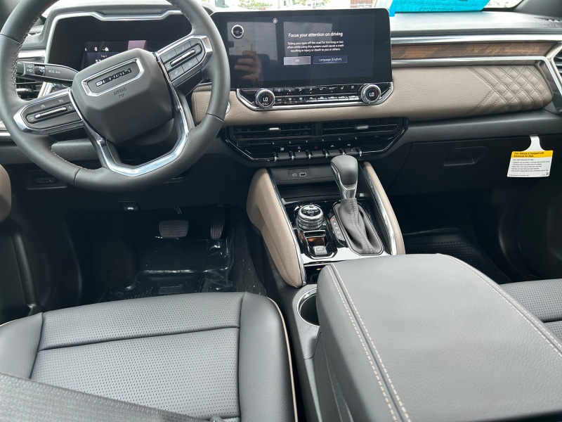 2025 GMC Canyon