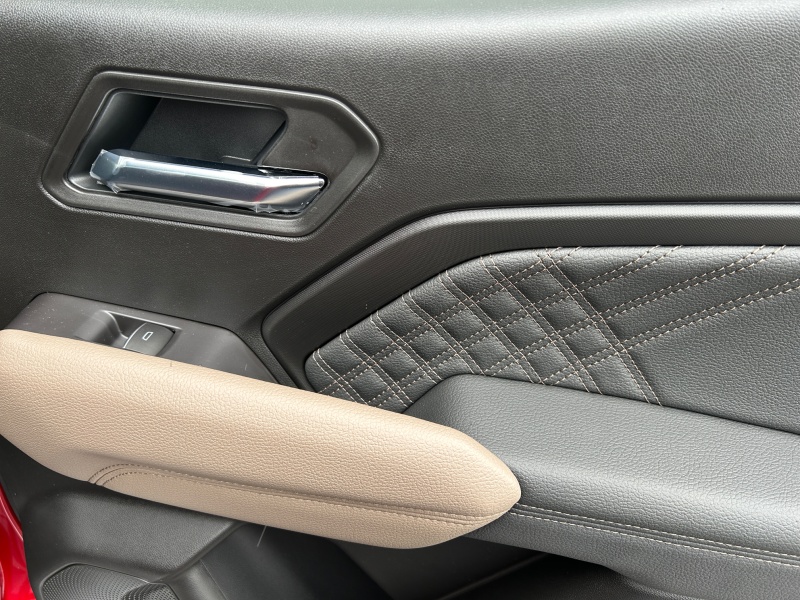 2025 GMC Canyon