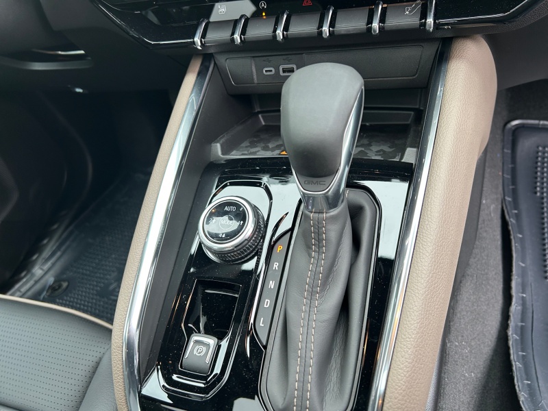 2025 GMC Canyon