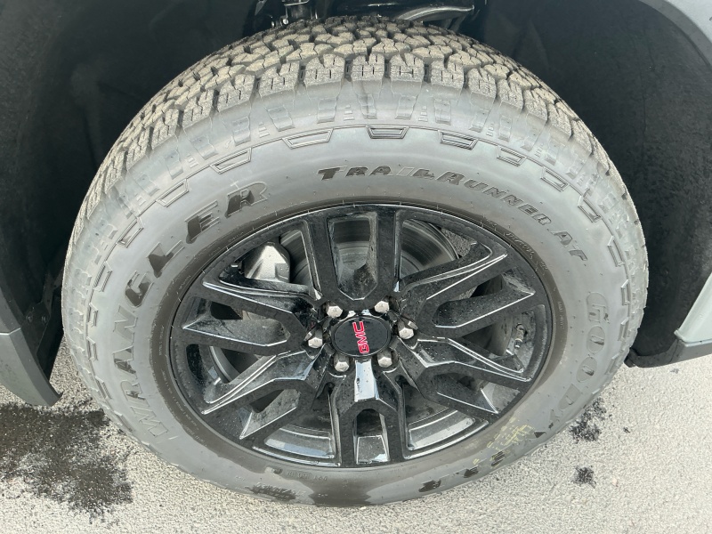 2025 GMC Sierra 1500