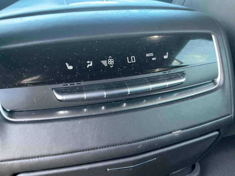 2024 Cadillac Escalade ESV