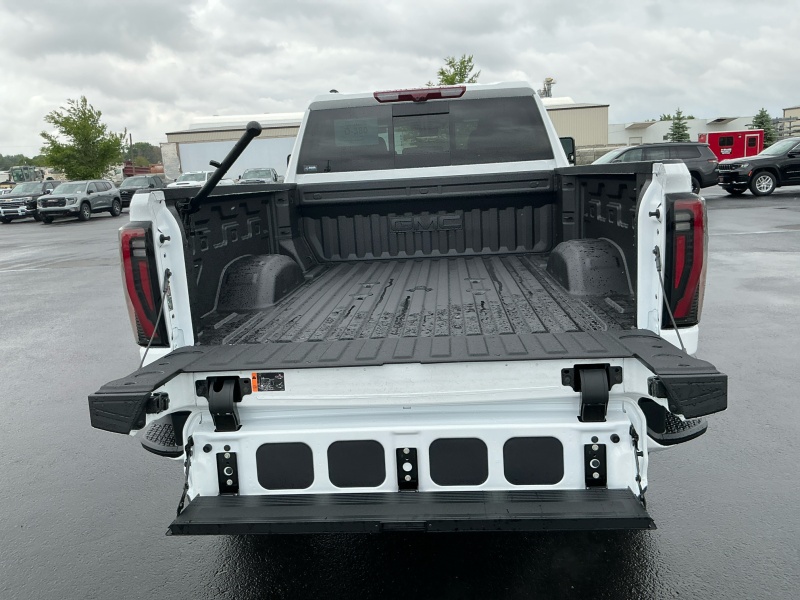 2025 GMC Sierra 3500HD