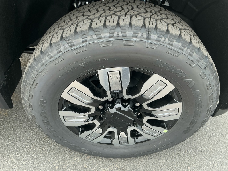 2025 GMC Sierra 2500HD