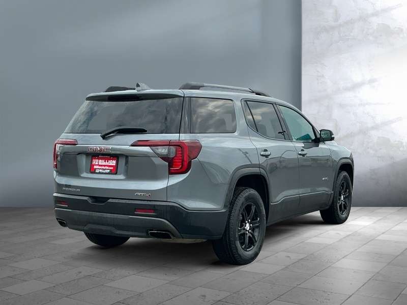 2022 GMC Acadia