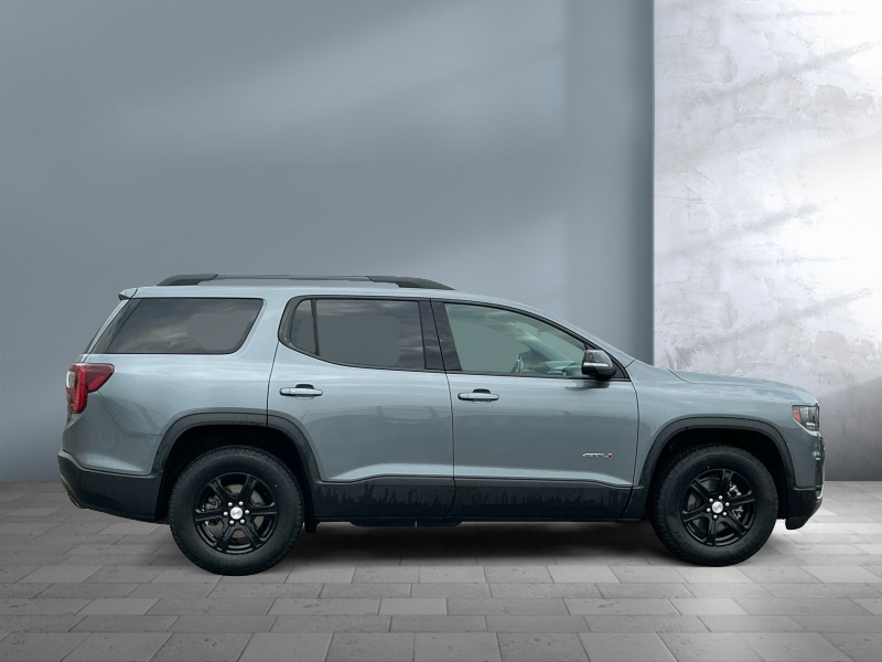 2022 GMC Acadia
