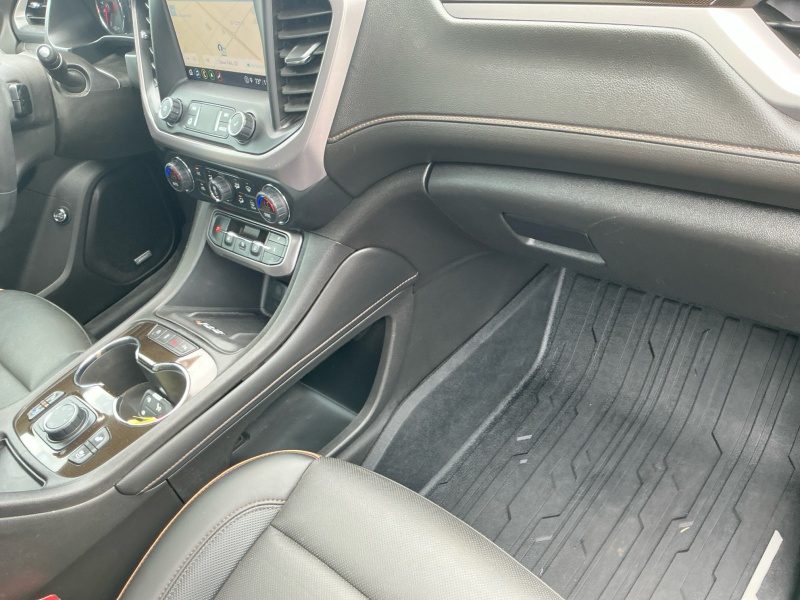 2022 GMC Acadia