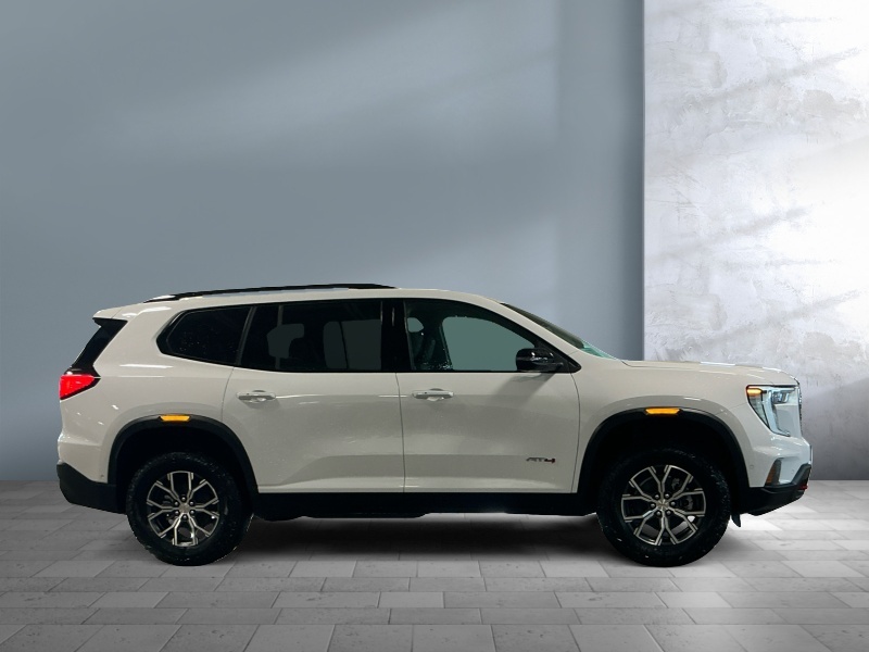 2025 GMC Acadia