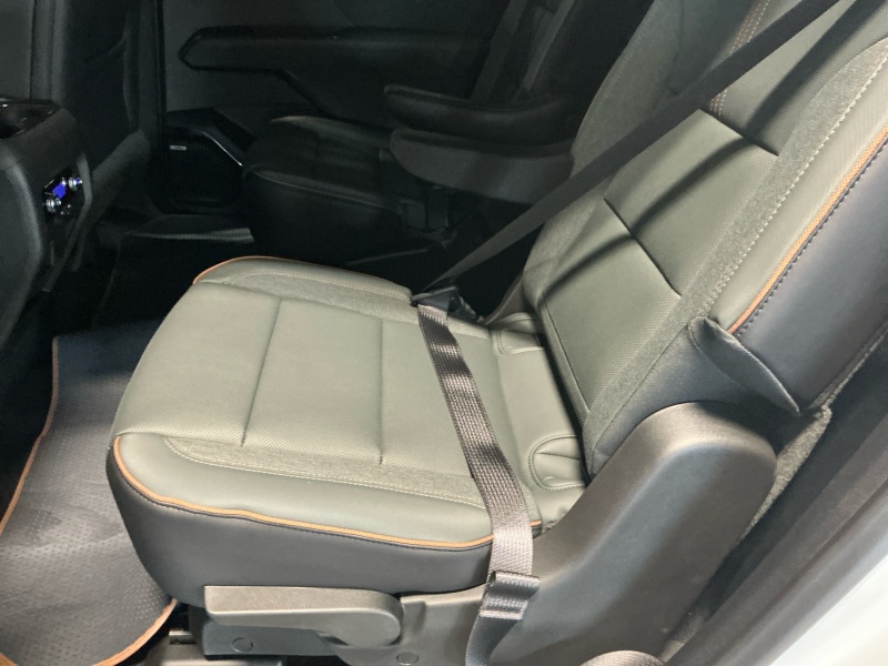 2025 GMC Acadia