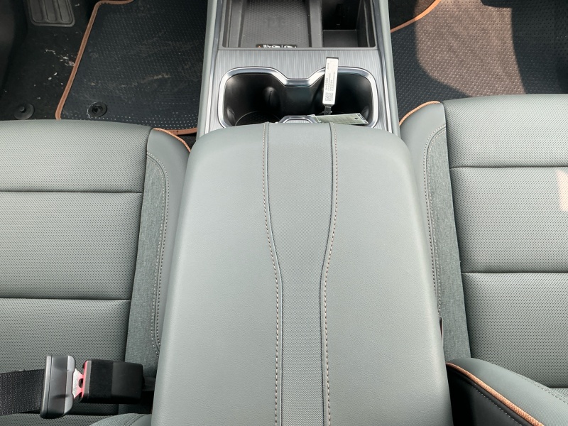 2025 GMC Acadia
