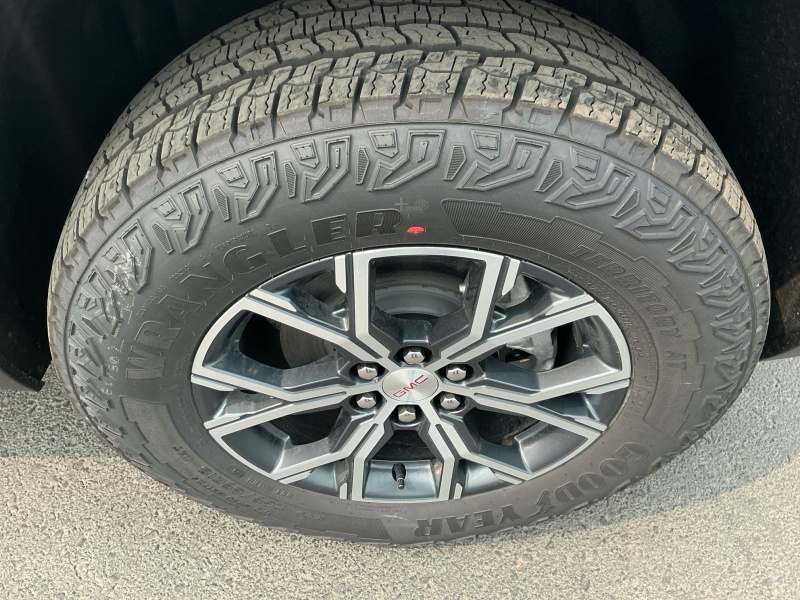 2025 GMC Acadia