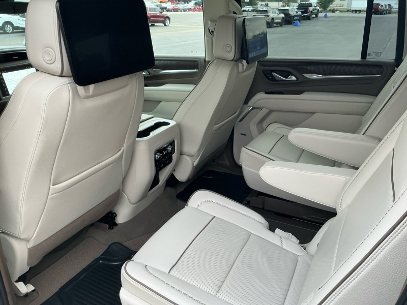 2023 GMC Yukon XL