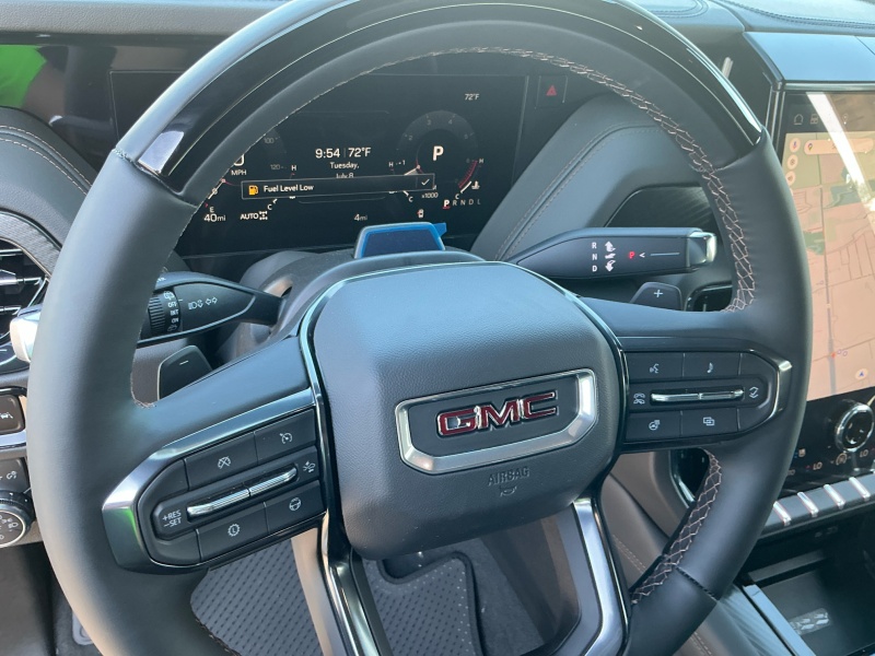 2025 GMC Yukon XL