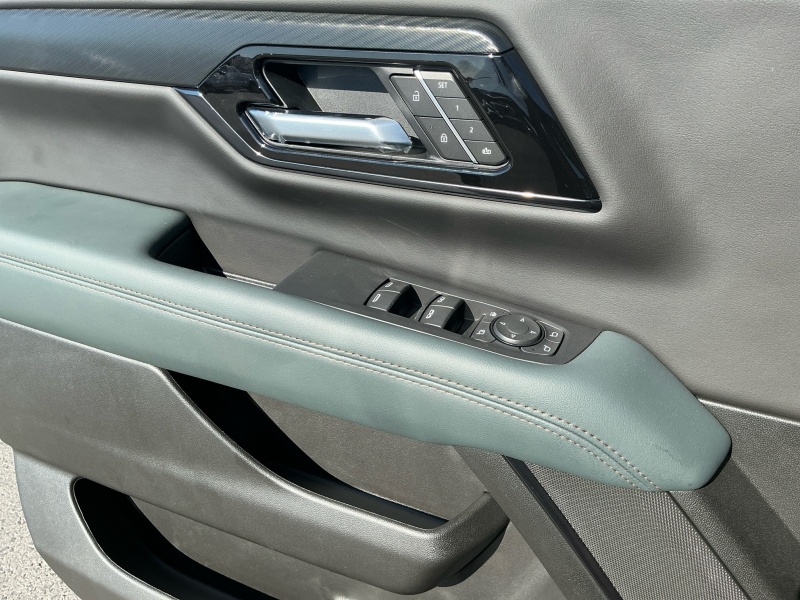 2025 GMC Yukon XL