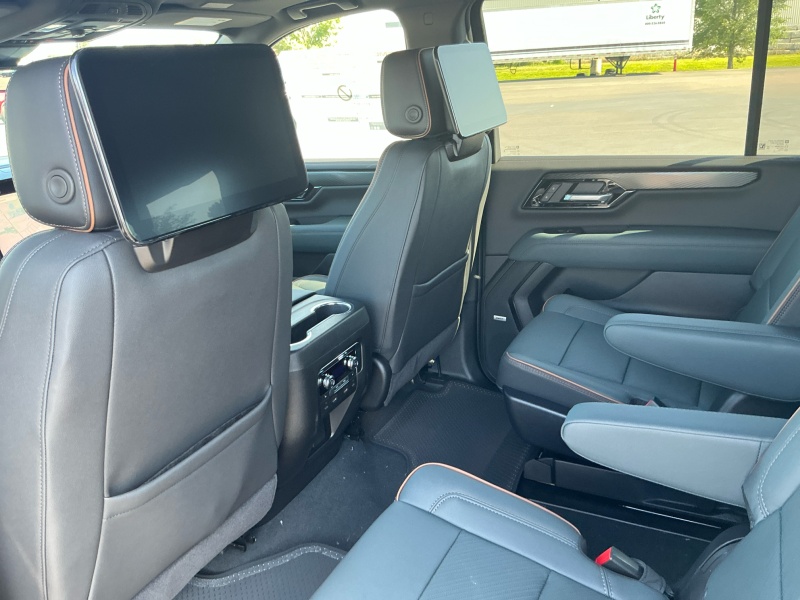 2025 GMC Yukon XL