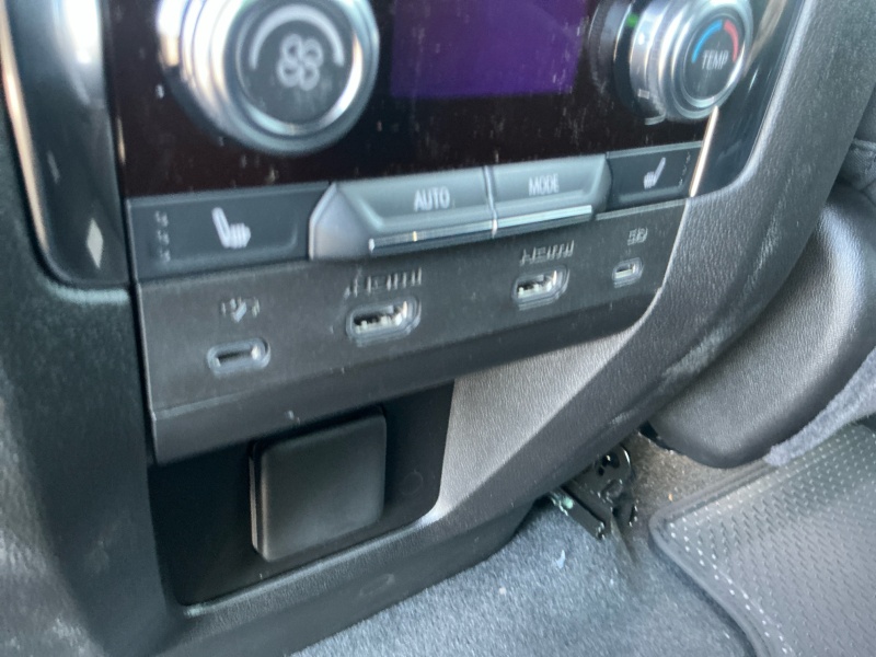 2025 GMC Yukon XL