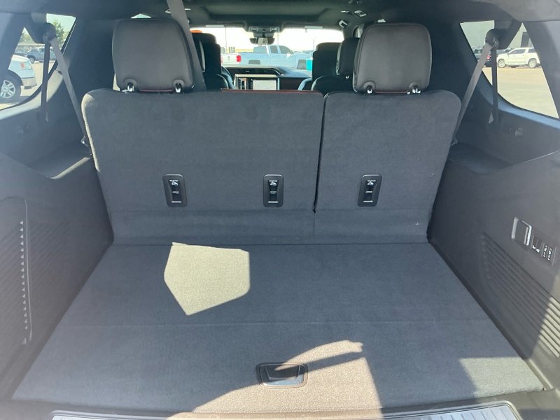 2023 GMC Yukon XL