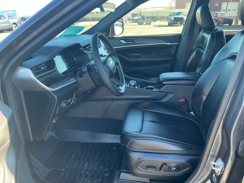 2025 Jeep Grand Cherokee L