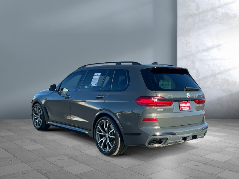 2022 BMW X7