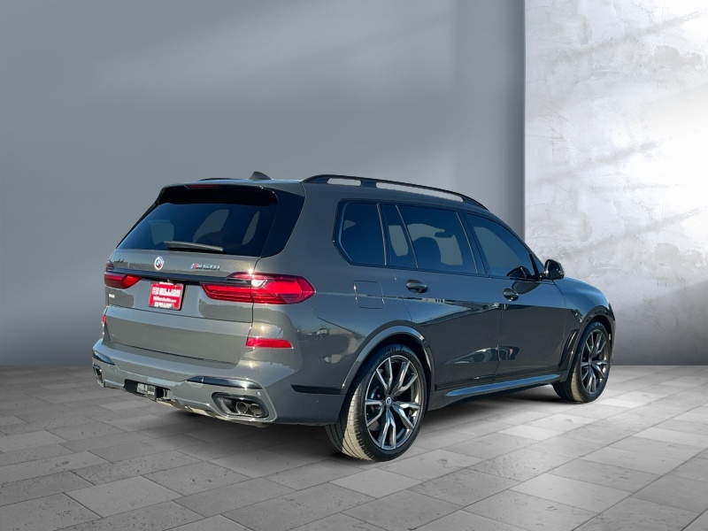 2022 BMW X7