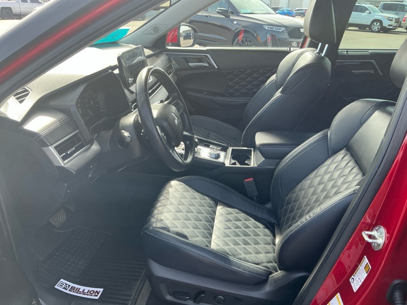 2023 Mitsubishi Outlander