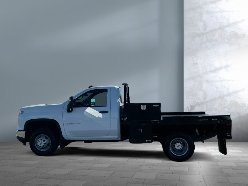 2024 Chevrolet Silverado 3500HD CC