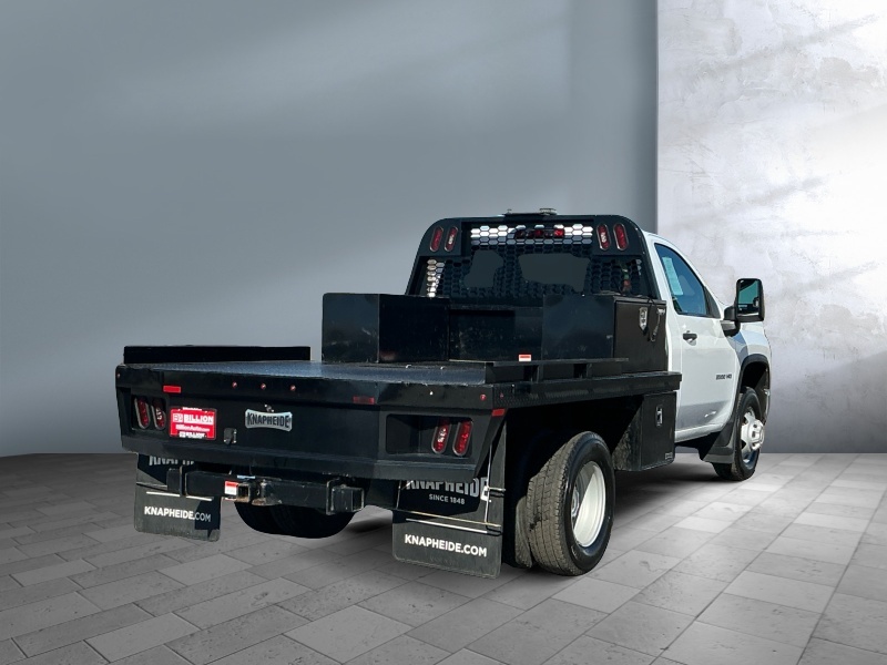 2024 Chevrolet Silverado 3500HD CC