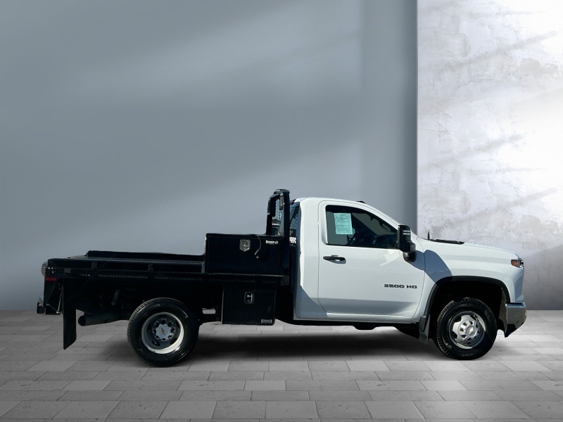 2024 Chevrolet Silverado 3500HD CC