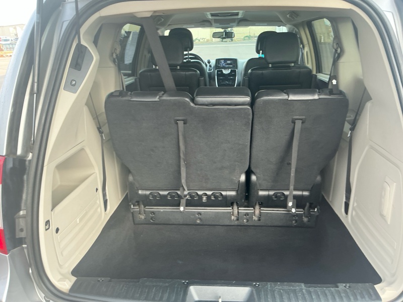 2014 Chrysler Town and Country