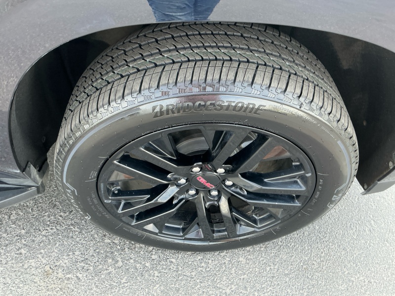 2024 GMC Yukon XL